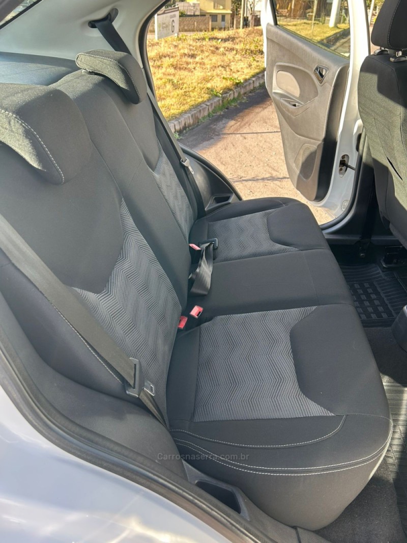 KA 1.5 SEL 16V FLEX 4P MANUAL - 2015 - NOVA BASSANO