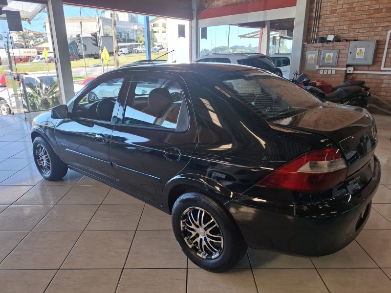 PRISMA 1.4 MPFI MAXX 8V FLEX 4P MANUAL - 2009 - FARROUPILHA