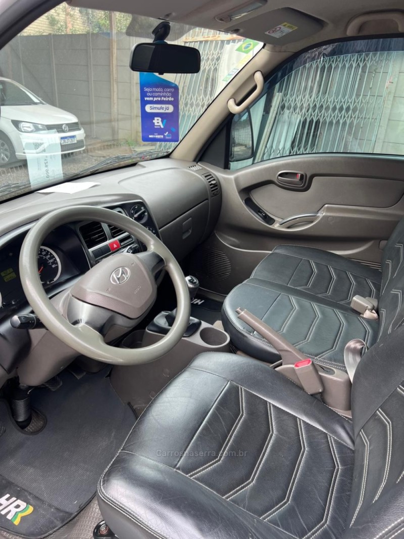 HR 2.5 TCI HDB BAU 4X2 8V 97CV TURBO INTERCOOLER DIESEL 2P MANUAL - 2018 - NOVO HAMBURGO
