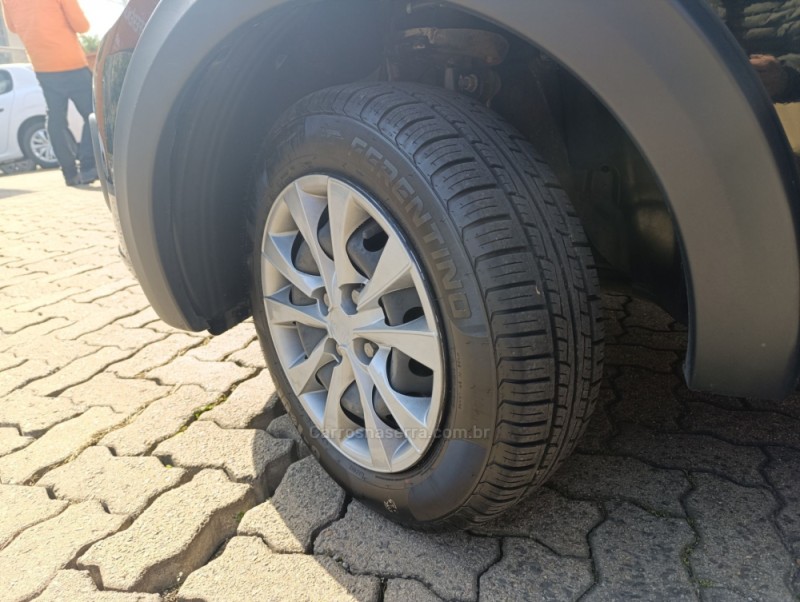 MOBI 1.0 TREKKING 8V FLEX 4P MANUAL - 2024 - CAXIAS DO SUL