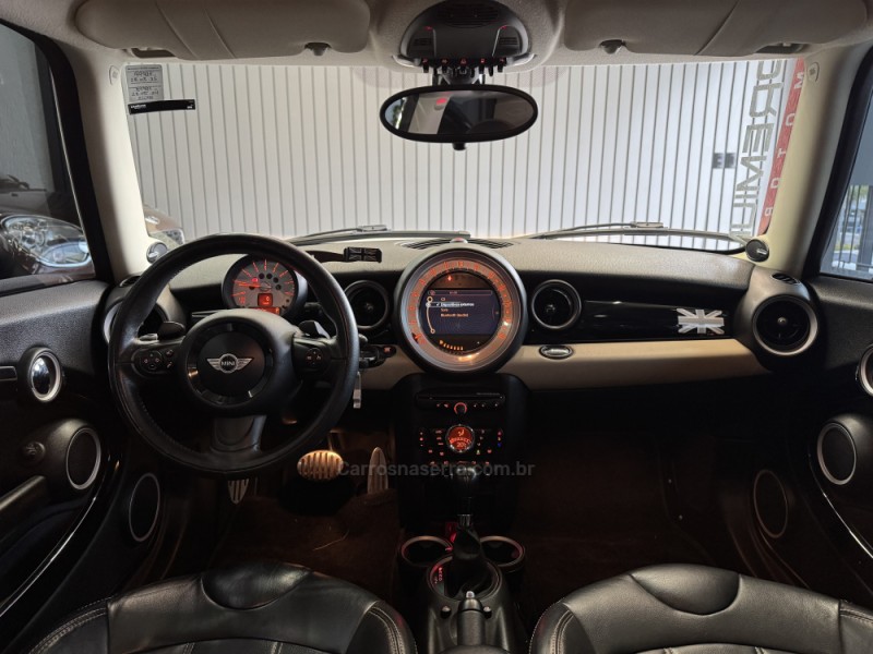 COOPER 1.6 S 16V TURBO GASOLINA 2P AUTOMÁTICO - 2013 - DOIS IRMãOS