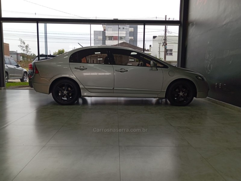 CIVIC 1.8 LXS 16V FLEX 4P MANUAL - 2008 - CAXIAS DO SUL