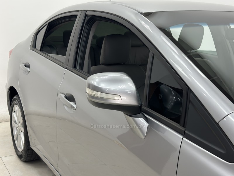 CIVIC 2.0 LXR 16V FLEX 4P AUTOMÁTICO - 2014 - SANTA CRUZ DO SUL