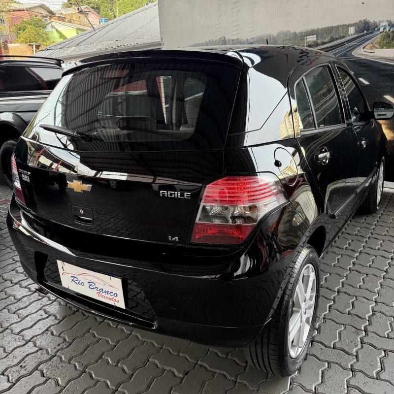 AGILE 1.4 MPFI LT 8V FLEX 4P MANUAL - 2011 - CAXIAS DO SUL
