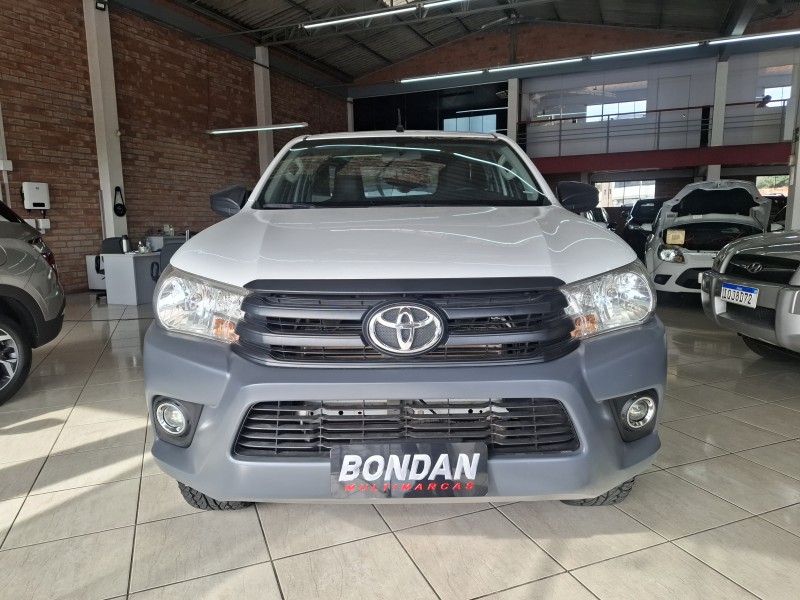 HILUX 2.8 4X4 CS 16V TURBO DIESEL 2P MANUAL - 2021 - FARROUPILHA