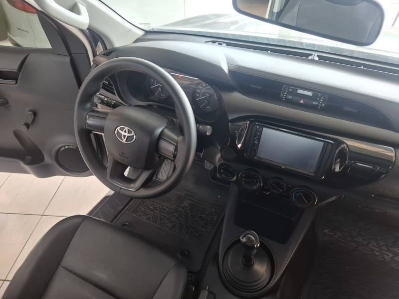 HILUX 2.8 4X4 CS 16V TURBO DIESEL 2P MANUAL - 2021 - FARROUPILHA