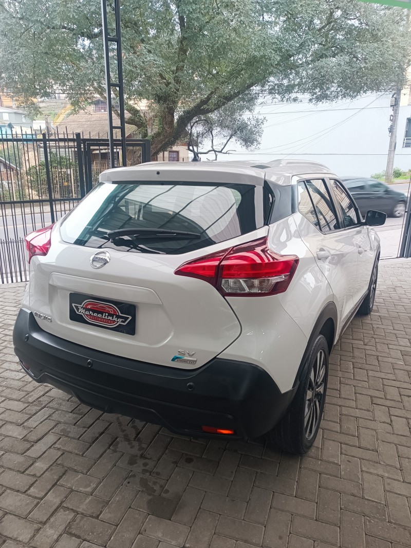 KICKS 1.6 16V FLEX SV PACK PLUS 4P XTRONIC - 2018 - CAXIAS DO SUL