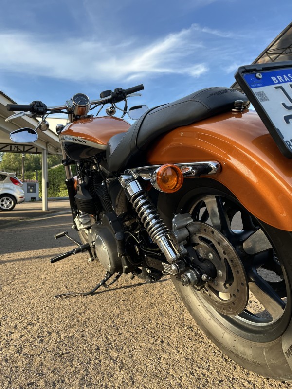 SPORTSTER 1200 CUSTOM - 2015 - BOM PRINCíPIO