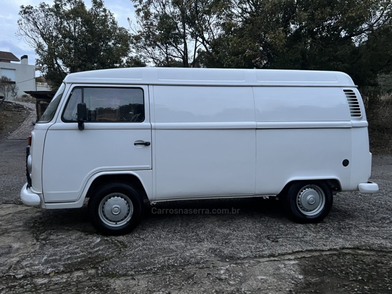 KOMBI 1.4 MI FURGÃO 8V FLEX 3P MANUAL - 2012 - ANTôNIO PRADO