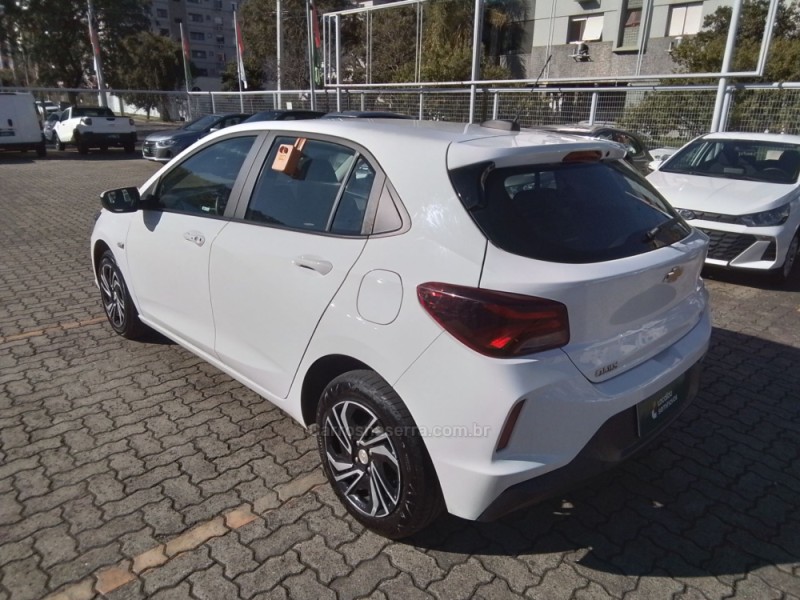 ONIX 1.0 LT 12V FLEX 4P MANUAL - 2025 - CAXIAS DO SUL