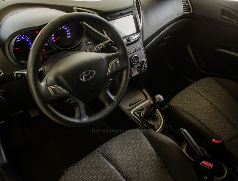 HB20 1.0 COMFORT 12V FLEX 4P MANUAL - 2018 - NOVO HAMBURGO