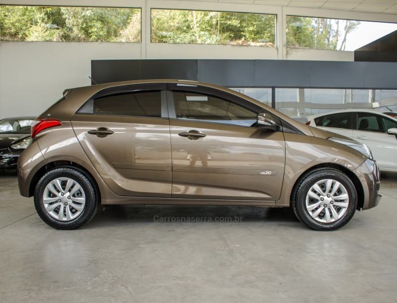 HB20 1.0 COMFORT 12V FLEX 4P MANUAL - 2018 - NOVO HAMBURGO