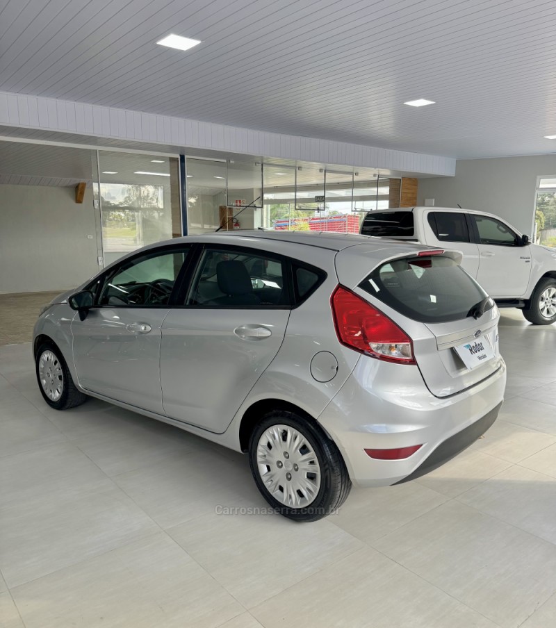 FIESTA 1.5 S HATCH 16V FLEX 4P MANUAL - 2014 - VILA FLORES