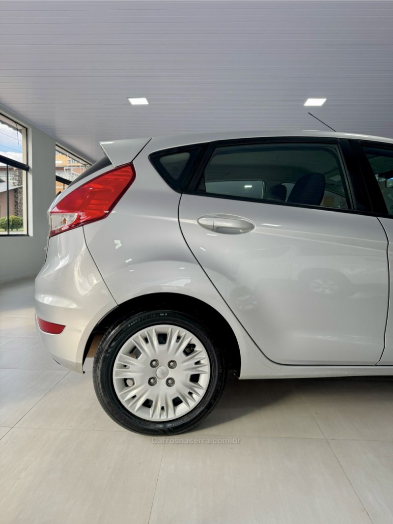 FIESTA 1.5 S HATCH 16V FLEX 4P MANUAL - 2014 - VILA FLORES