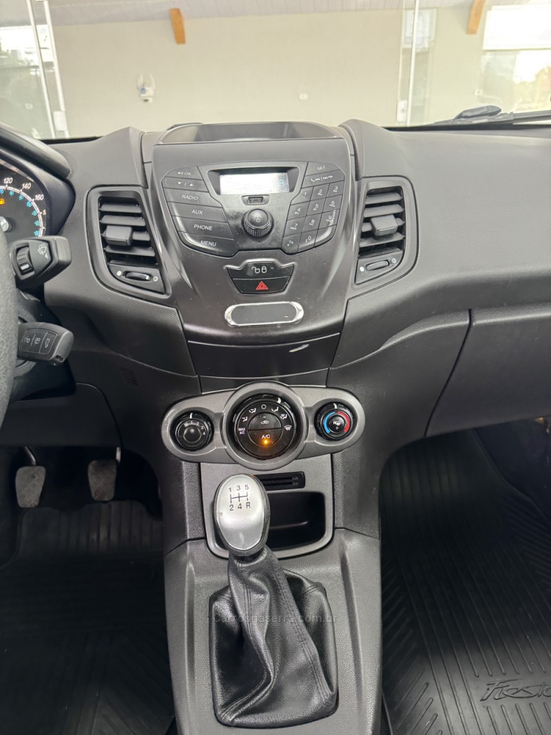 FIESTA 1.5 S HATCH 16V FLEX 4P MANUAL - 2014 - VILA FLORES