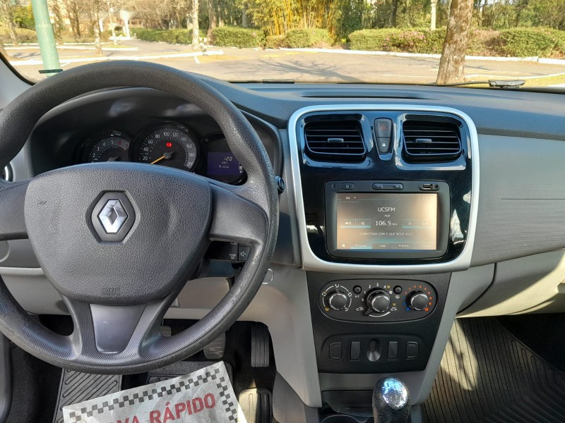 LOGAN 1.6 EXPRESSION 8V HI-FLEX 4P MANUAL - 2017 - CAXIAS DO SUL