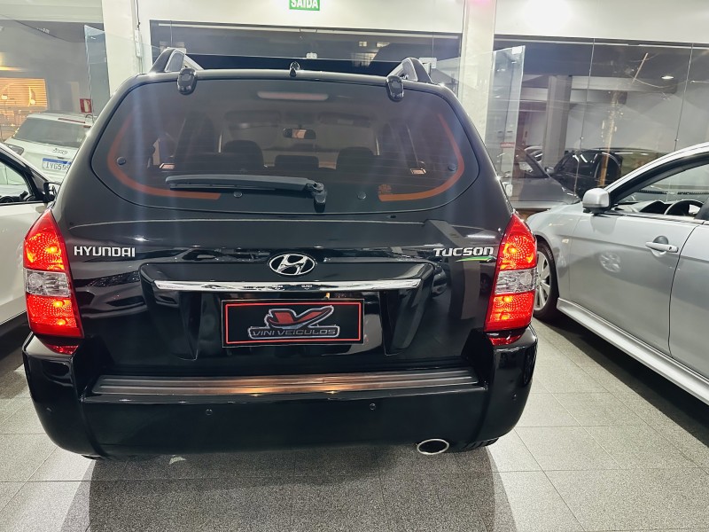 TUCSON 2.0 MPFI GLS 16V 143CV 2WD FLEX 4P AUTOMÁTICO - 2013 - CAXIAS DO SUL