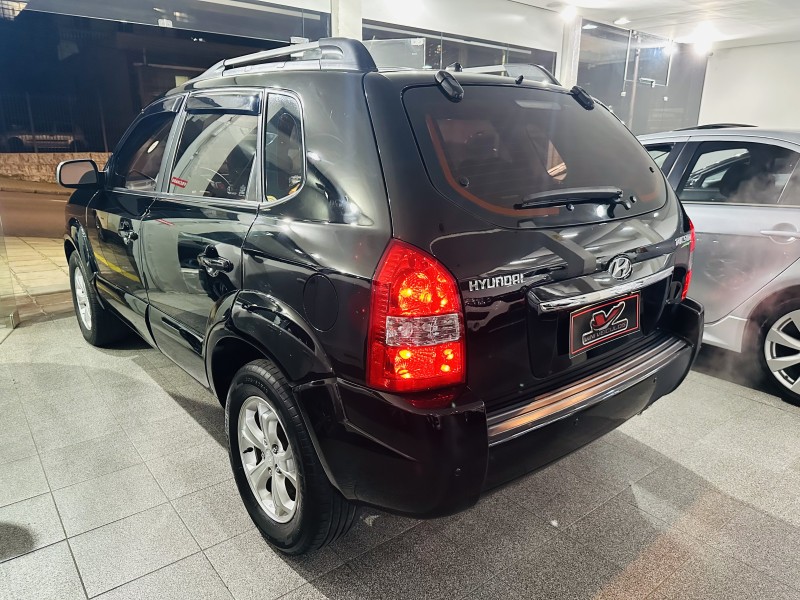 TUCSON 2.0 MPFI GLS 16V 143CV 2WD FLEX 4P AUTOMÁTICO - 2013 - CAXIAS DO SUL