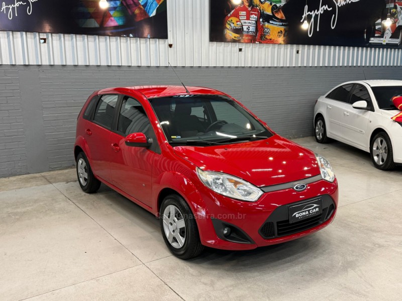FIESTA 1.0 MPI 8V GASOLINA 4P MANUAL - 2014 - CAXIAS DO SUL