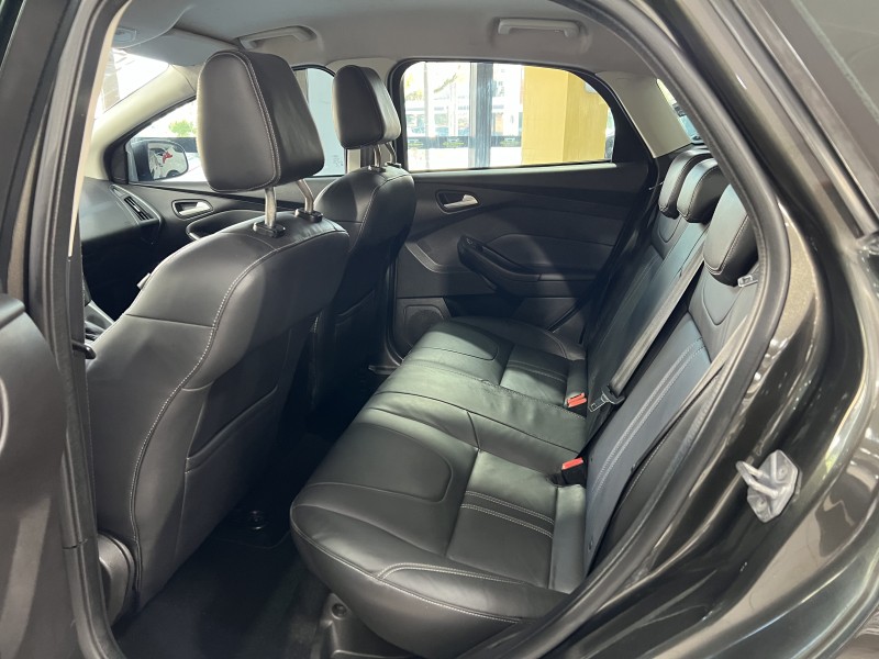 FOCUS 2.0 SE 16V FLEX 4P AUTOMÁTICO - 2015 - CAXIAS DO SUL