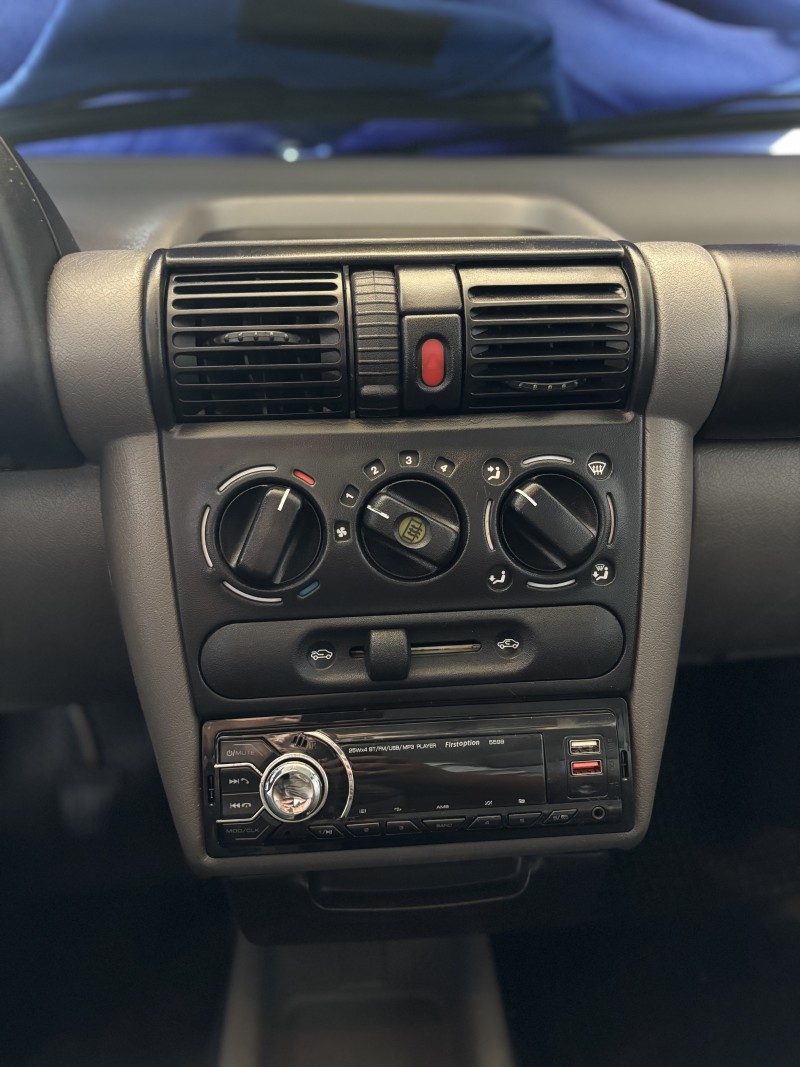 CORSA 1.0 MPFI CLASSIC SEDAN LIFE 8V FLEX 4P MANUAL - 2009 - CAXIAS DO SUL