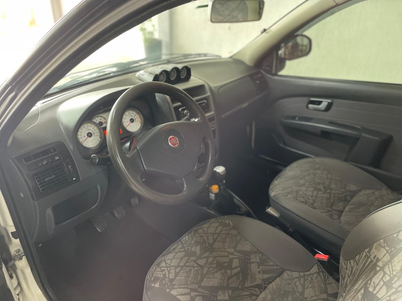 STRADA 1.8 MPI ADVENTURE CE 8V FLEX 2P MANUAL - 2010 - BOM PRINCíPIO