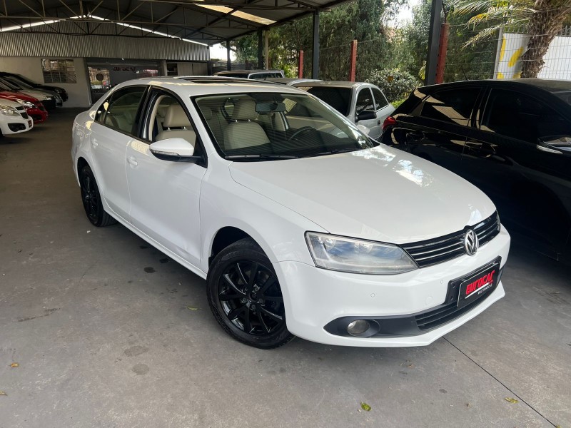 JETTA 2.0 COMFORTLINE FLEX 4P TIPTRONIC - 2013 - CAXIAS DO SUL