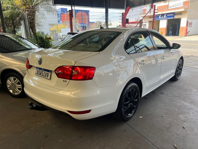 JETTA 2.0 COMFORTLINE FLEX 4P TIPTRONIC - 2013 - CAXIAS DO SUL