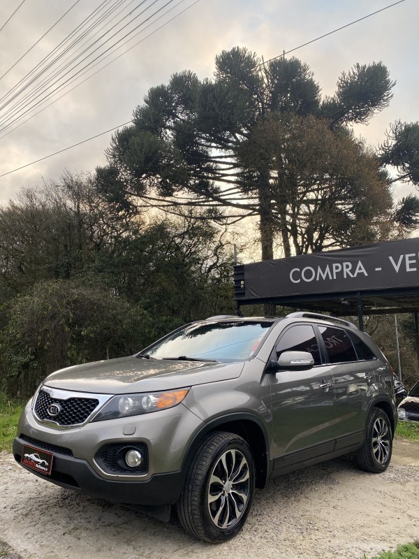 sorento 2.4 s.356 4x2 16v gasolina 4p automatico 2012 caxias do sul
