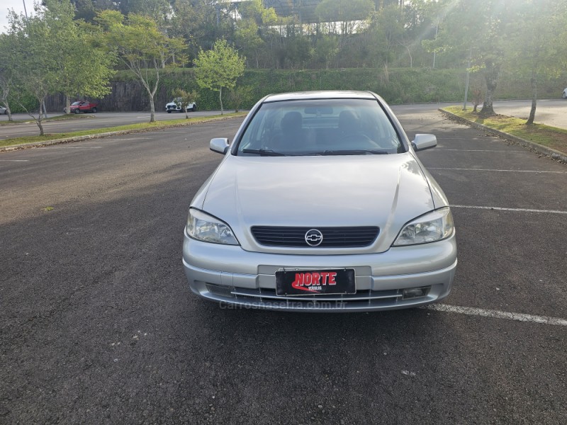 ASTRA 1.8 MPFI MILLENIUM II SEDAN 8V GASOLINA 4P MANUAL - 2001 - BENTO GONçALVES