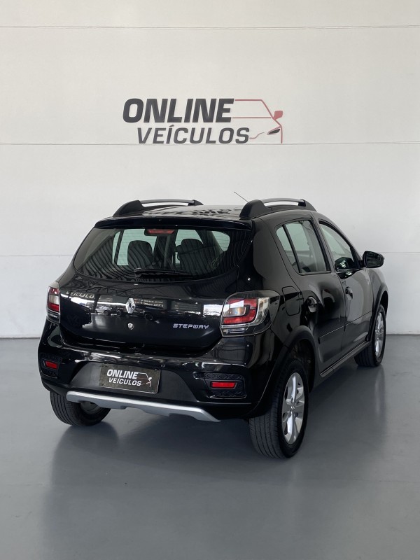 SANDERO 1.6 STEPWAY 16V FLEX 4P MANUAL - 2018 - FARROUPILHA