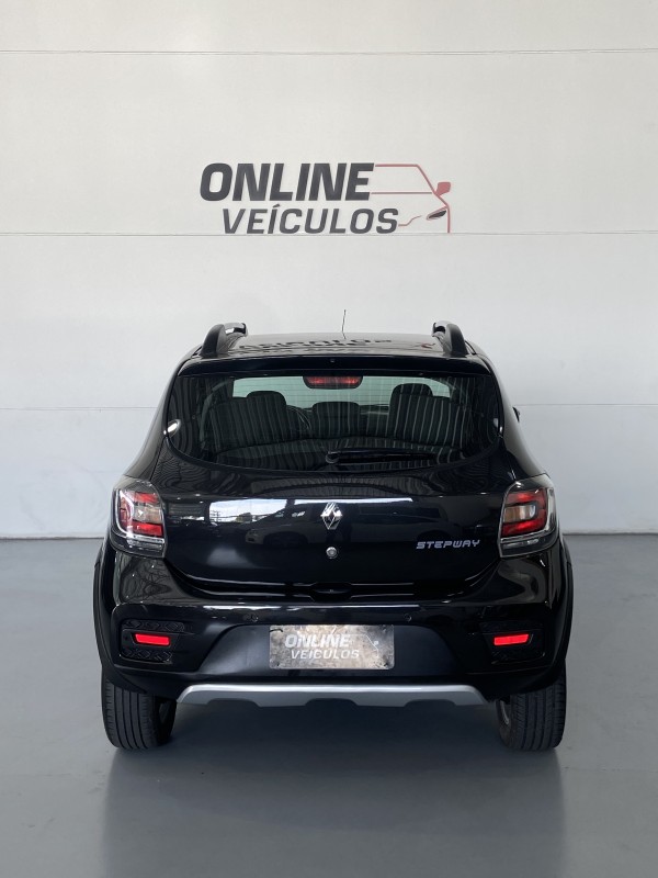 SANDERO 1.6 STEPWAY 16V FLEX 4P MANUAL - 2018 - FARROUPILHA