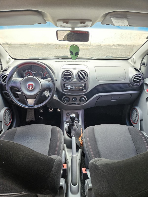 PALIO 1.6 MPI SPORTING 16V FLEX 4P MANUAL - 2014 - FARROUPILHA