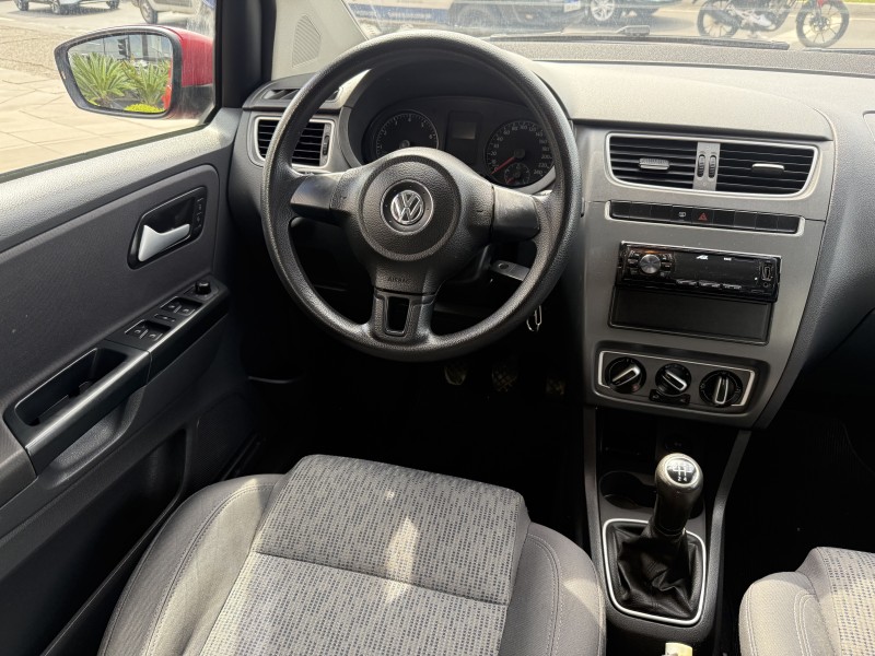 FOX 1.6 MI 8V FLEX 4P MANUAL - 2014 - FARROUPILHA