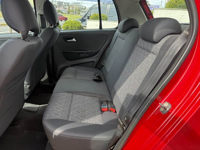 FOX 1.6 MI 8V FLEX 4P MANUAL - 2014 - FARROUPILHA