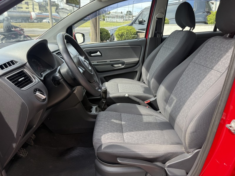 FOX 1.6 MI 8V FLEX 4P MANUAL - 2014 - FARROUPILHA