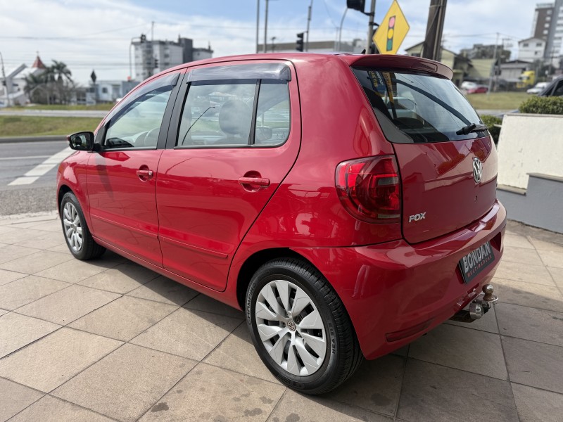 FOX 1.6 MI 8V FLEX 4P MANUAL - 2014 - FARROUPILHA