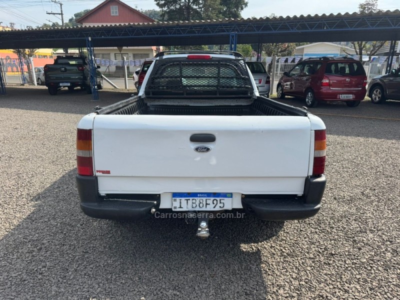 COURIER 1.6 L 8V FLEX MANUAL - 2012 - IGREJINHA