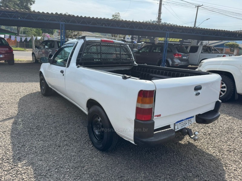 COURIER 1.6 L 8V FLEX MANUAL - 2012 - IGREJINHA