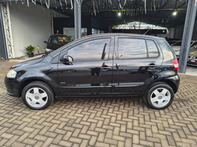 FOX 1.6 MI PLUS 8V FLEX 4P MANUAL - 2009 - NOVO HAMBURGO