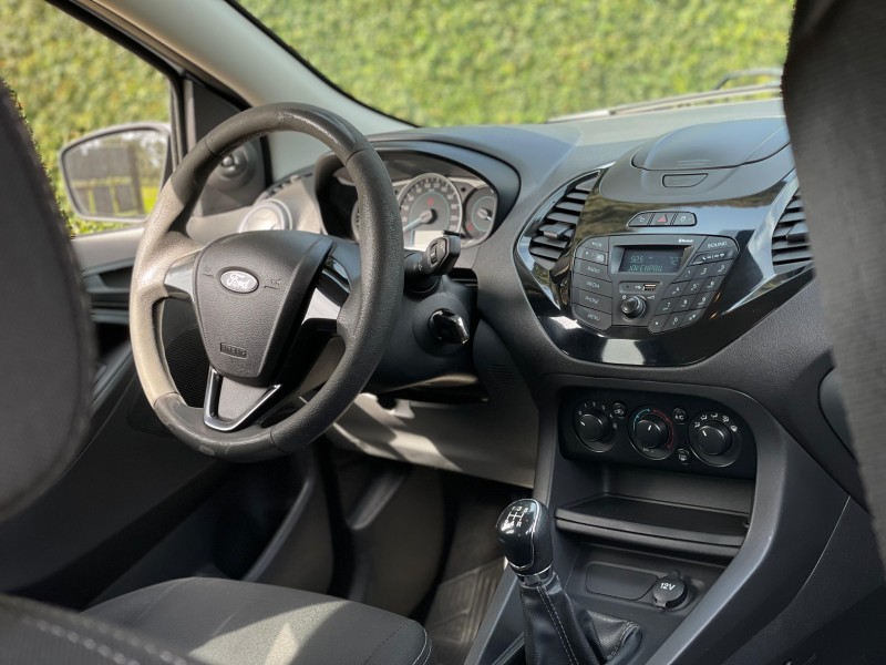 KA + 1.5 SE 16V FLEX 4P MANUAL - 2015 - FARROUPILHA