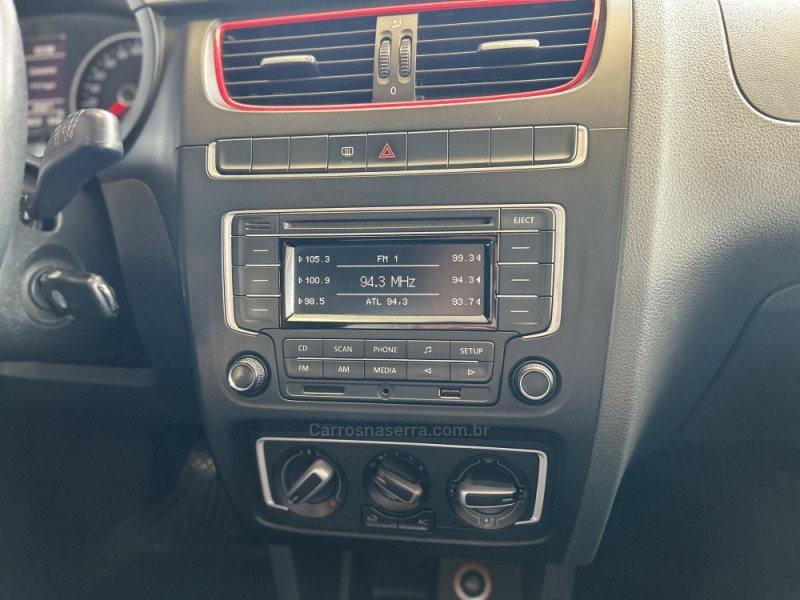 FOX 1.6 MI ROCK IN RIO 8V FLEX 4P MANUAL - 2014 - NOVO HAMBURGO