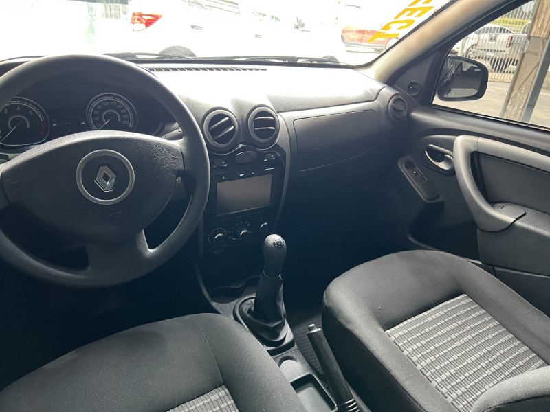 SANDERO 1.0 EXPRESSION 16V FLEX 4P MANUAL - 2014 - PORTãO