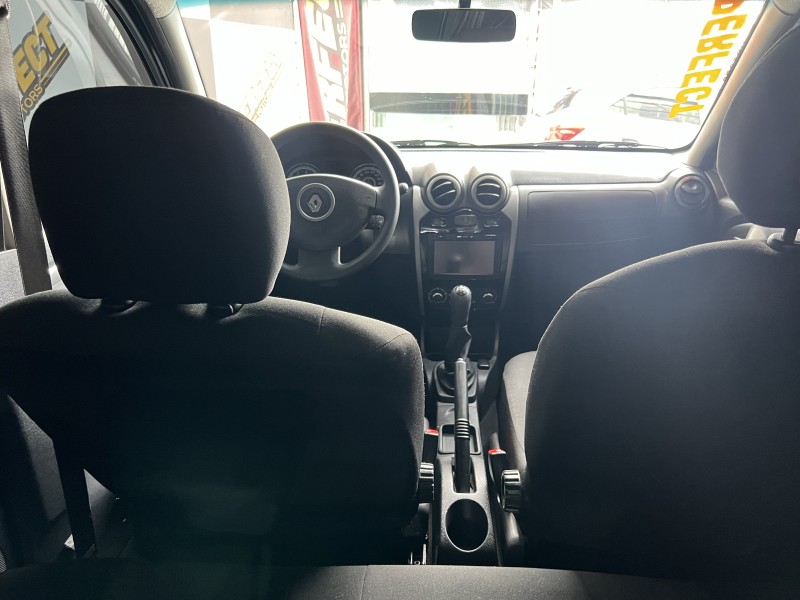 SANDERO 1.0 EXPRESSION 16V FLEX 4P MANUAL - 2014 - PORTãO