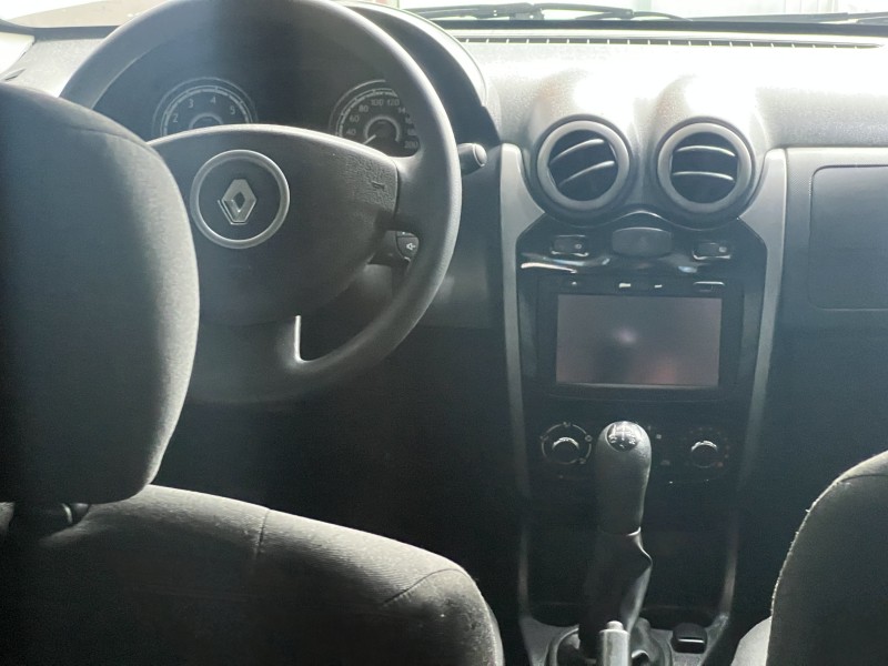SANDERO 1.0 EXPRESSION 16V FLEX 4P MANUAL - 2014 - PORTãO
