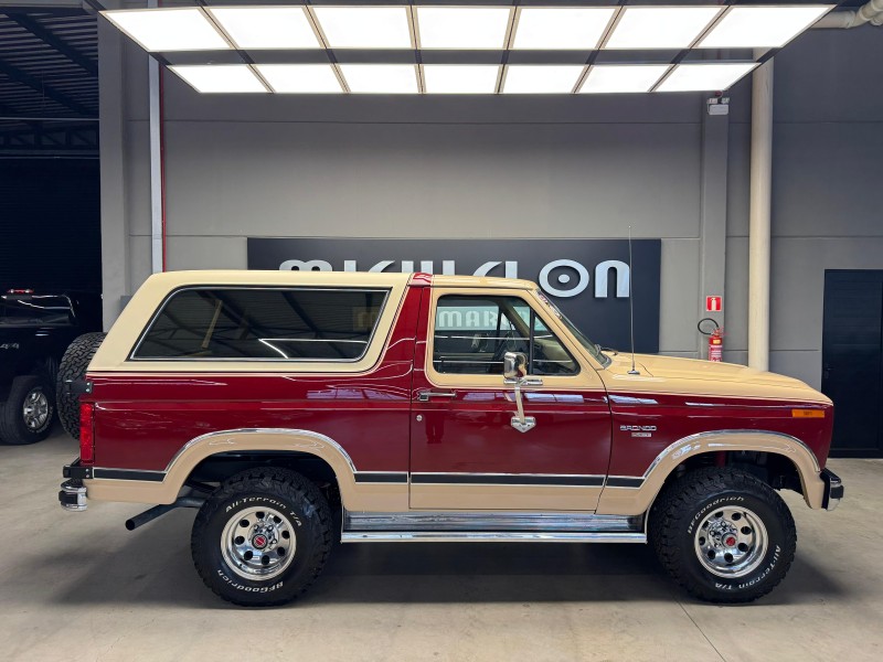 BRONCO 5.8 XLT V8 GASOLINA 2P AUTOMÁTICO - 1984 - CAXIAS DO SUL
