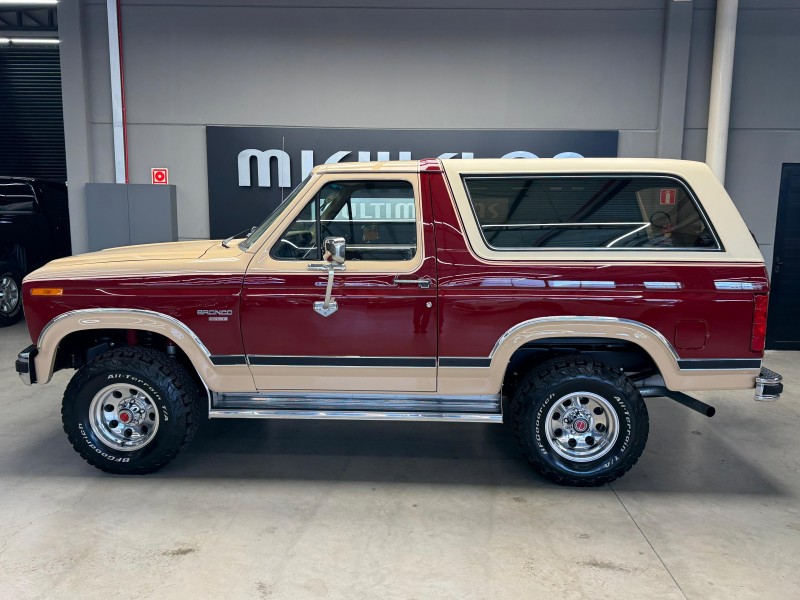 BRONCO 5.8 XLT V8 GASOLINA 2P AUTOMÁTICO - 1984 - CAXIAS DO SUL