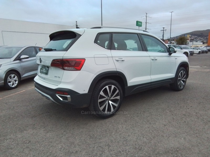 TAOS 1.4 16V HIGHLINE TSI FLEX 4P AUTOMÁTICO - 2023 - CAXIAS DO SUL