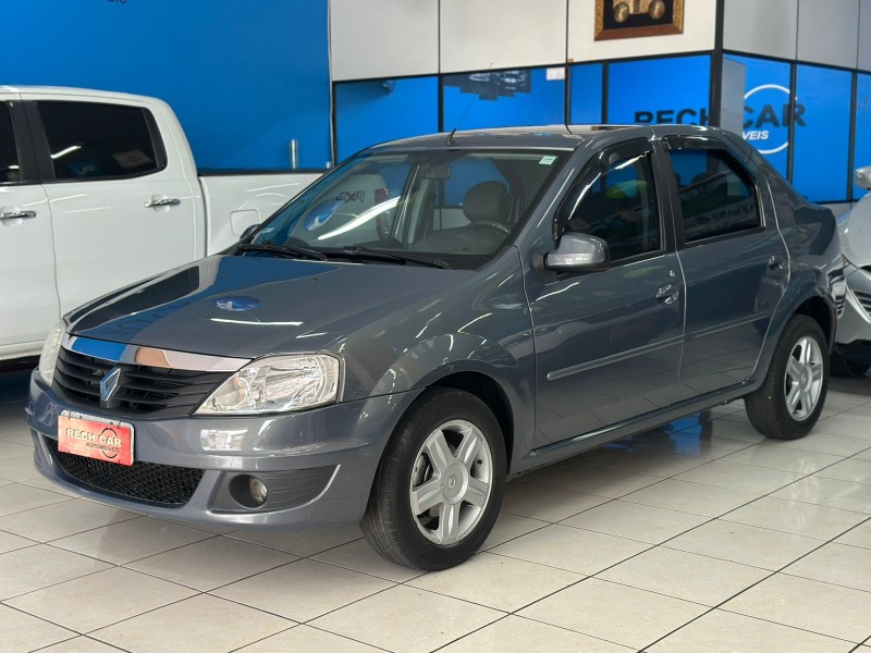 LOGAN 1.6 EXPRESSION 8V HI-FLEX 4P MANUAL - 2013 - CAXIAS DO SUL