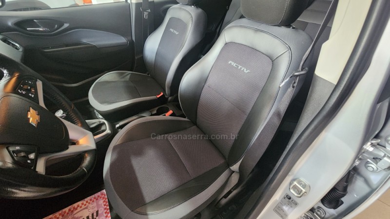 ONIX 1.4 MPFI ACTIV 8V FLEX 4P MANUAL - 2019 - ANTôNIO PRADO